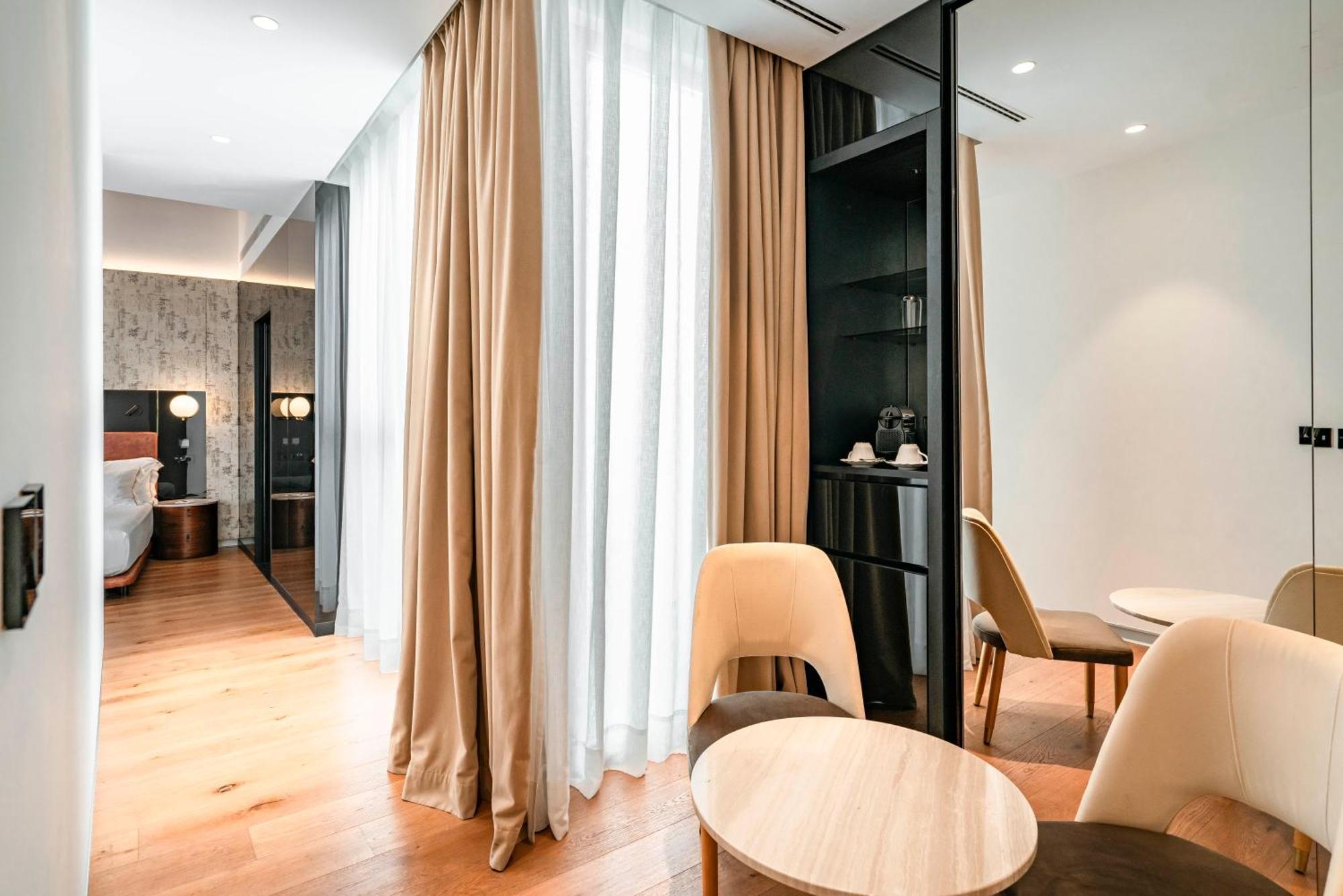 Vincci Seleccion Unuk 5 Gl Hotel Sevilla Eksteriør billede